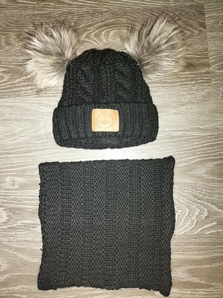 Lattante čiapka a nakrčník, 104
