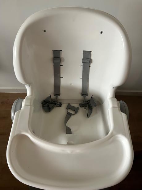 Detska jedalenska stolicka cam, cam