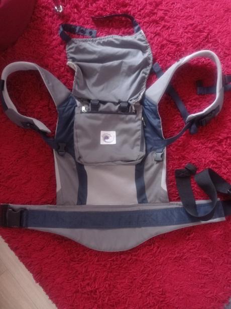Ergonomický nosič, ergo baby