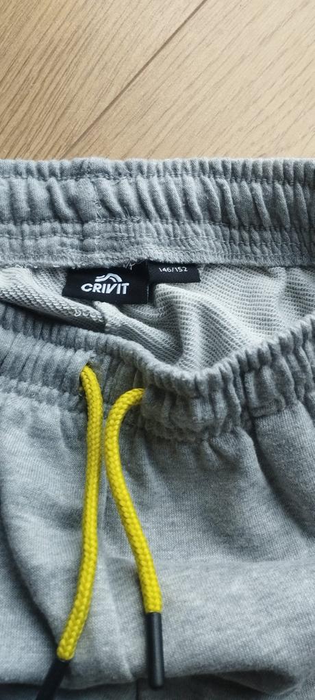 Crivit tepláky, crivit,146
