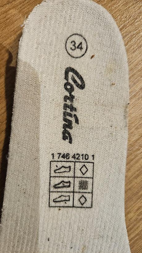 Gumaky cortina 34, 34