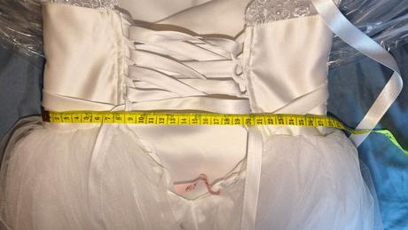 Šaty na prvé sväté prijímanie, 134