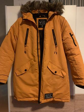 Bunda pekny stav, reserved,152