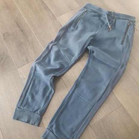 Tmavomodré tepláky, f&f,134