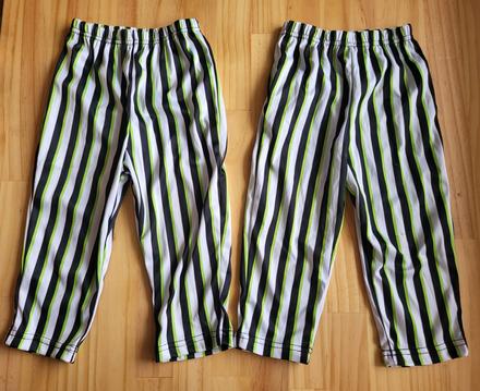 2x karnevalové nohavice tu na 1-2 roky, 