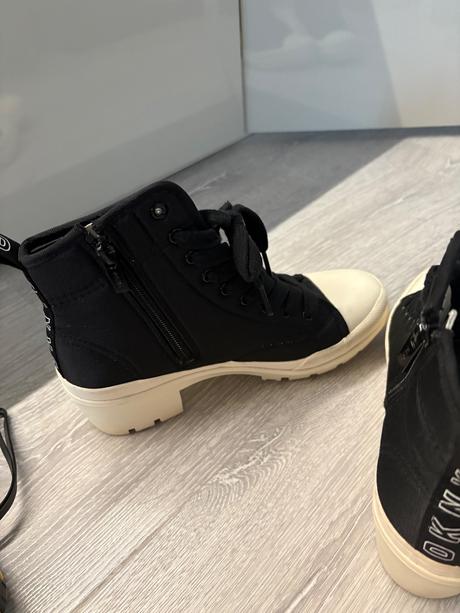 Topanky kotnicky, dkny,38