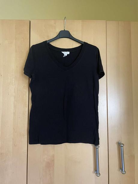 Dámske tričko čiernej farby značky forever č.l, forever friends,l