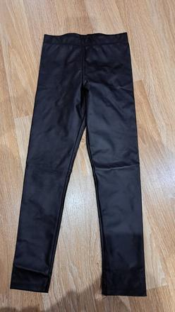 Koženkove leginy, 128