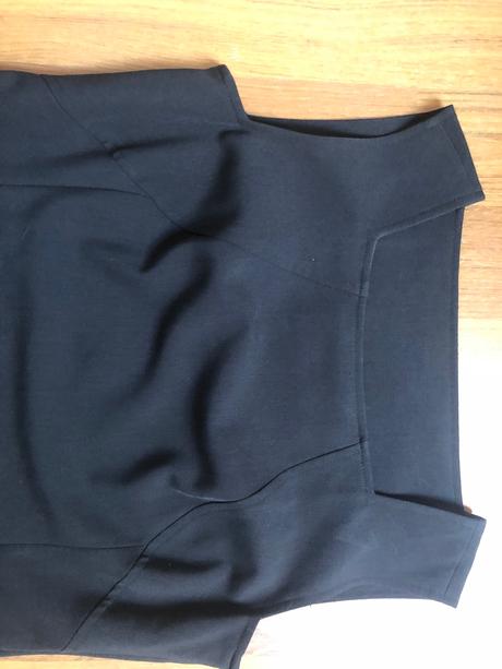 Elegantné šaty, 40