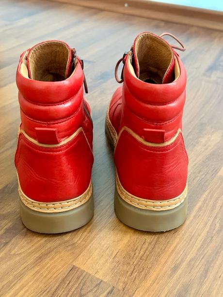Celokožené červené topánky zn.baťa č.40, baťa,40