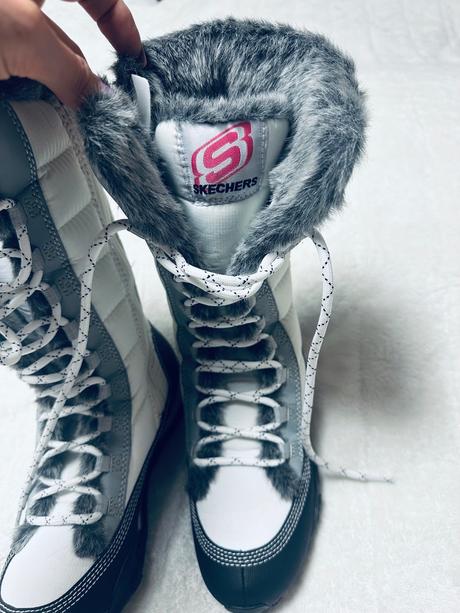 Biele snehule s kožušinkou zn. skechers originál, skechers,38 / 39