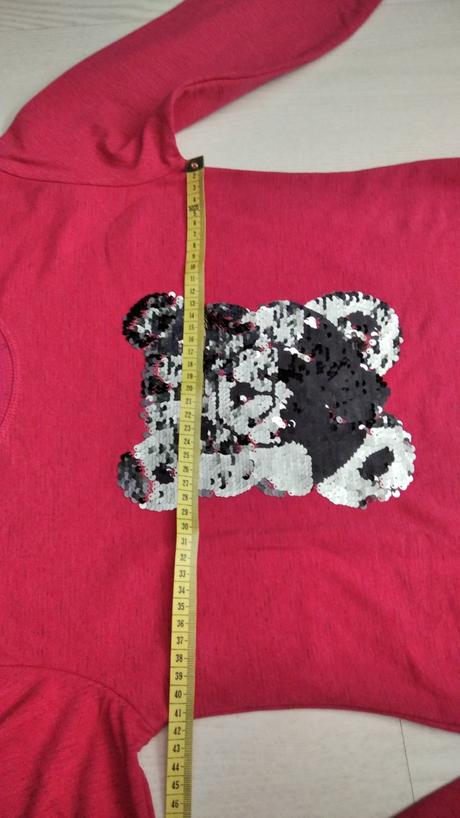 Predĺžene tričko šaty, 176