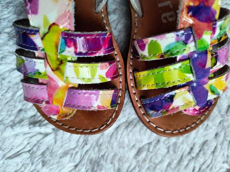 Nádherné kožené sandálky piure 20, 20