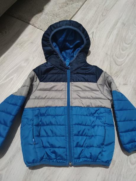 Kabát, piazza italia,92