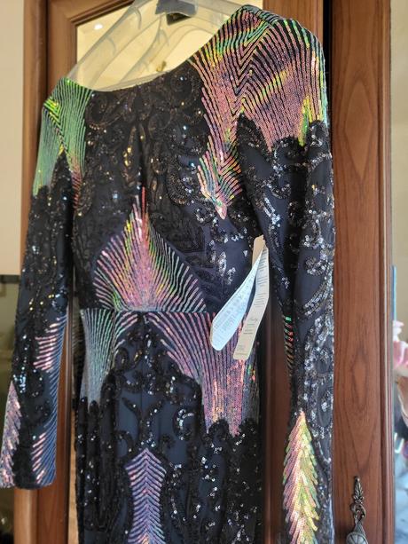 Predam nove spoločenske šaty.., m