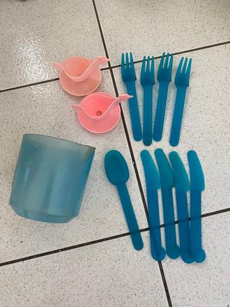 Staré retro veci sliepočky -stojany na vajíčka,