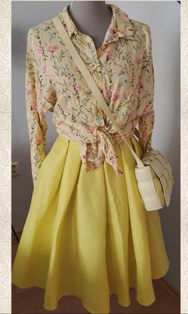 Krásna lahulinká blúzka, 38