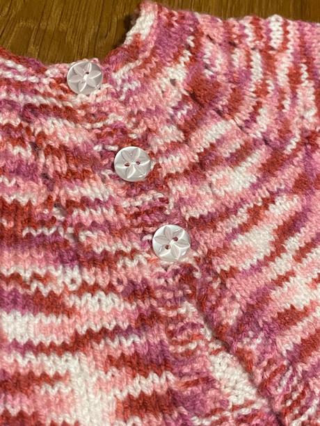 Detský svetrik - ručná práca, 50
