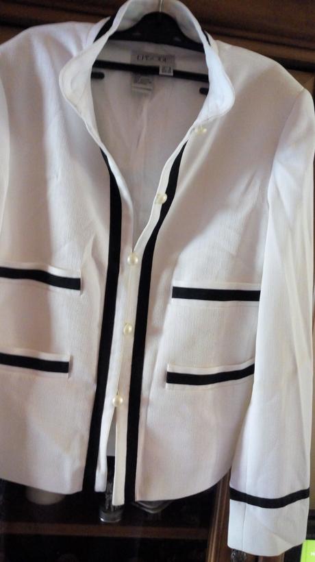 Čierno-biele sako č. 34/36, xs