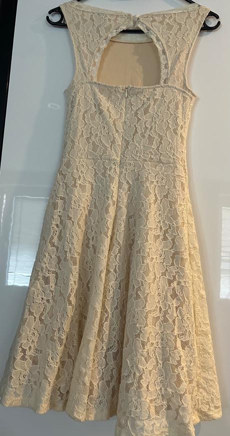 Prekrásne krajkové šaty, xs