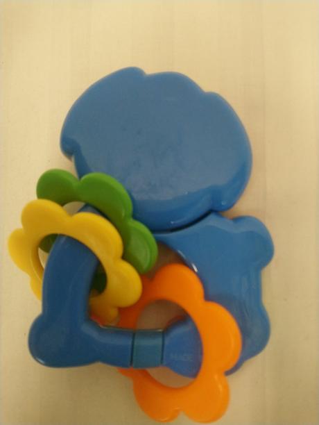 Plastová hrkálka medvedík, 13 cm, 