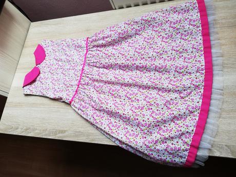 Šaty hello kitty 122/128, disney,122