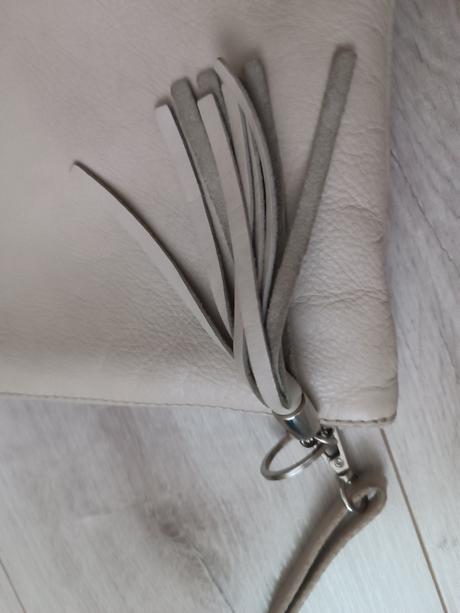 Dámska kožená cross body kabelka,