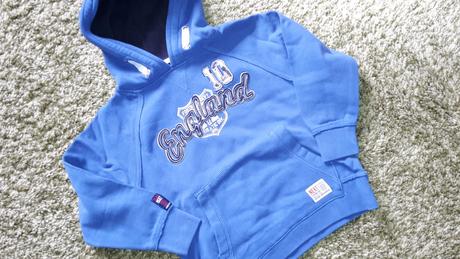 Mikinka s kapucnou, next,110