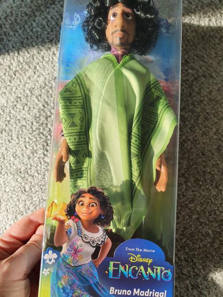 Encanto  bruno, 