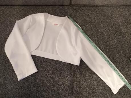 Šaty na 1.sv.prijmanie, 134