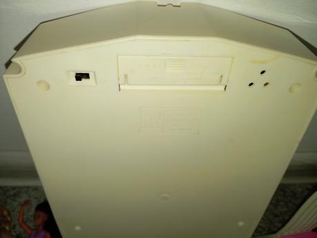 Barbie kuchynka stôl, stoličky, riadiky, 