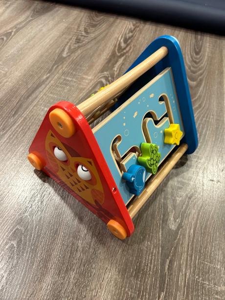 Hape interaktivna kocka pre deticky,