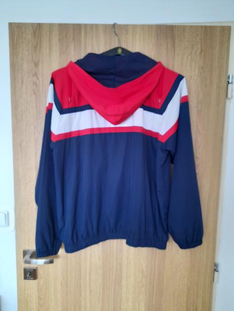 Tenká vetrovka, fila,m