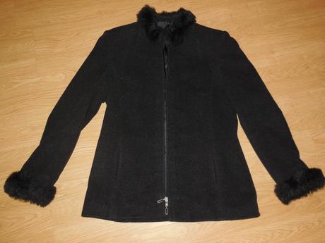 Kratší kabátik, 38