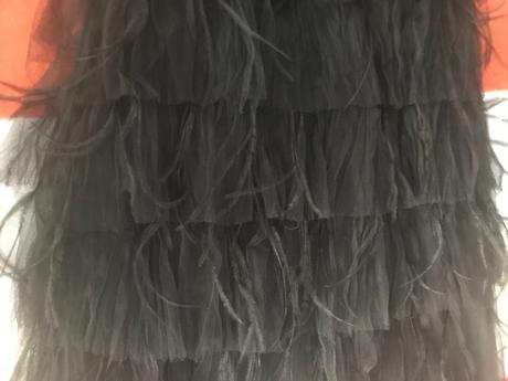 Šaty s pierkami, zn.pronovias barcelona, s