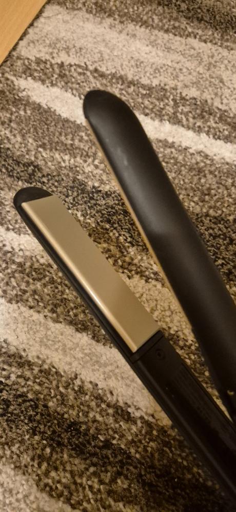 Žehlička na vlasy remington, 