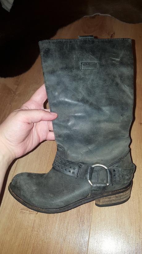 Šedé kožené čižmy č.36, 36