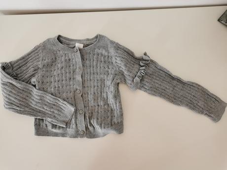 Sivý svetrik, gap,104