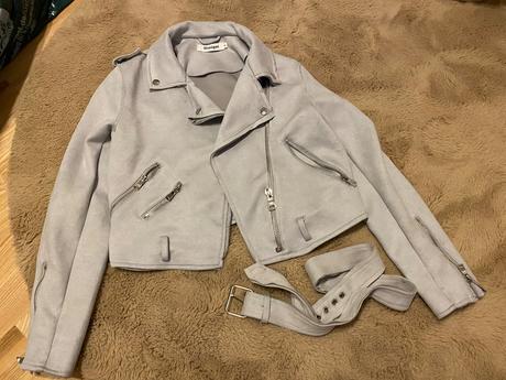 Semisova bundicka, s