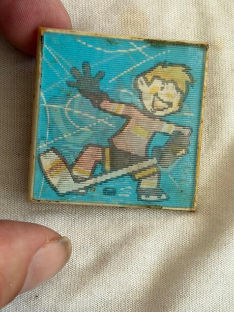 Vintage stara krasna brosna detska meniaca obrazky,