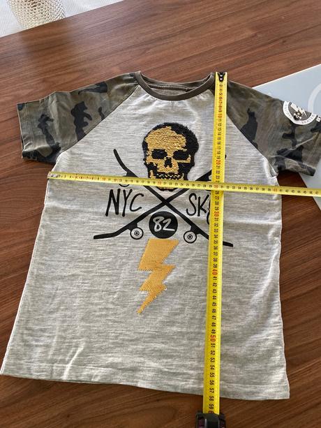 Maskacove meniace tricko s kostrou top stav, next,140