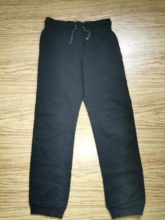 Chlapčenské tepláky č. 140, pepco,140