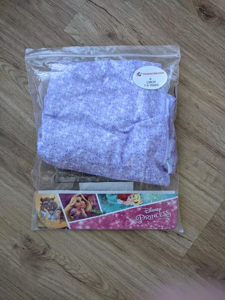 Nocna košeľa s rapunzel, 128