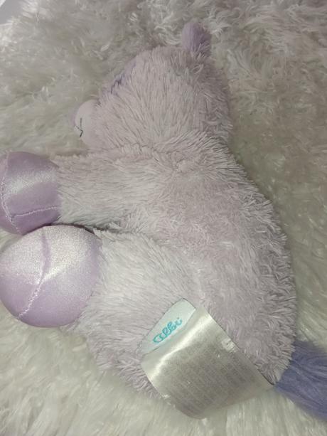 Hrejivý jednorožec albi, 