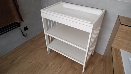 Prebaľovací pult gulliver s podložkou vädra (ikea),
