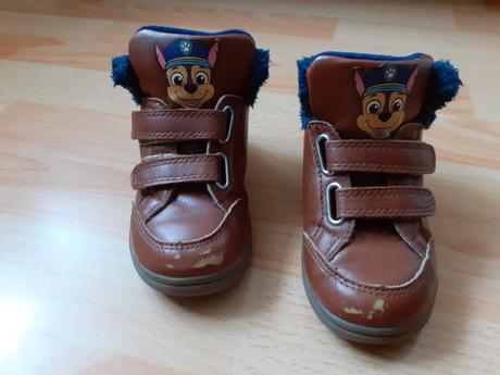 Topánky-labková patrola, 24