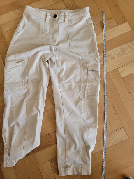 Béžové kapsáče amisu, amisu,s