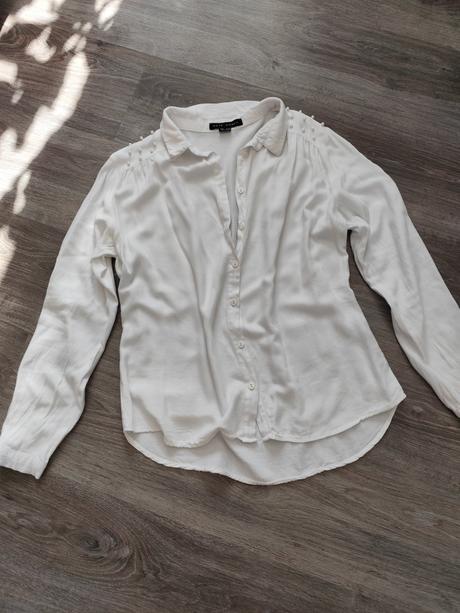 Košeľa s perličkami, gate,m