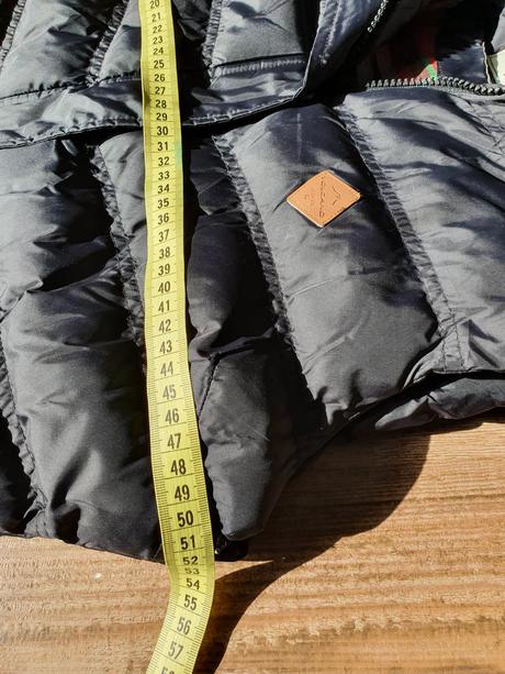 Zateplena vesta volcano, top stav, m