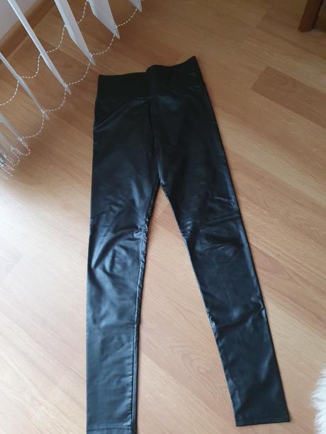 Koženkove leginy, m